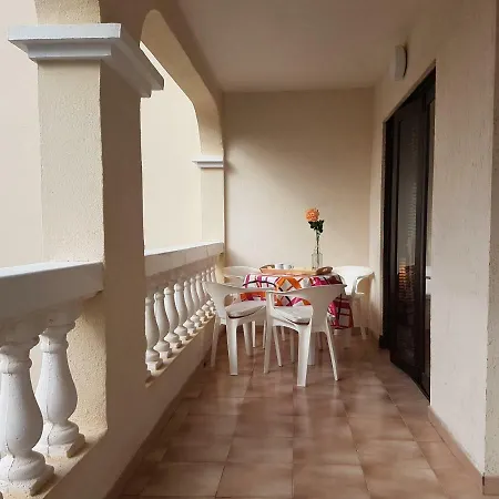 Castle Harbour With Heated Pool, Only 700 Meters To The Beach, Wifi, Balcony Apartament