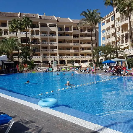 Castle Harbour With Heated Pool, Only 700 Meters To The Beach, Wifi, Balcony * أرونا