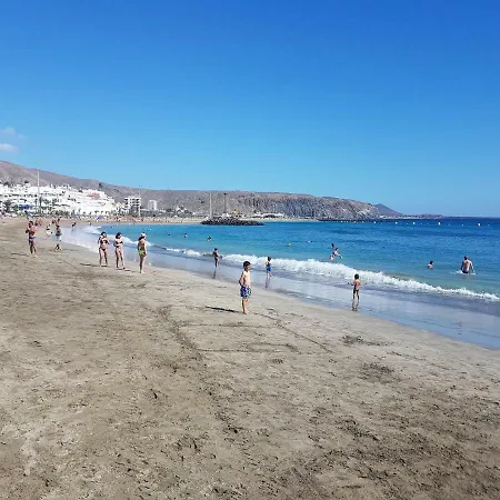Castle Harbour With Heated Pool, Only 700 Meters To The Beach, Wifi, Balcony شقة *